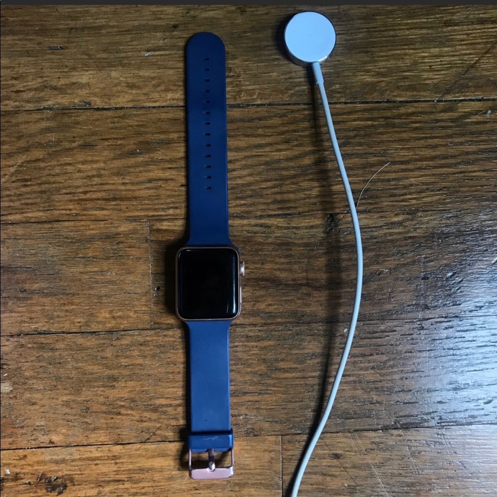 33mm series 3 Apple Watch